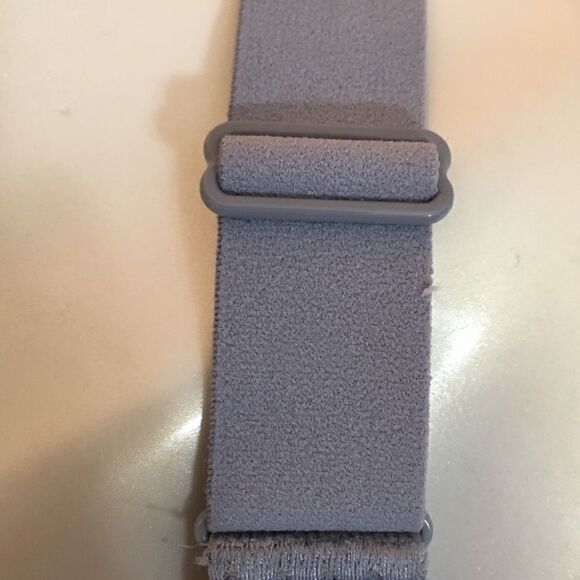 VS Padded silky mesh sports bra - Picture 6 of 6